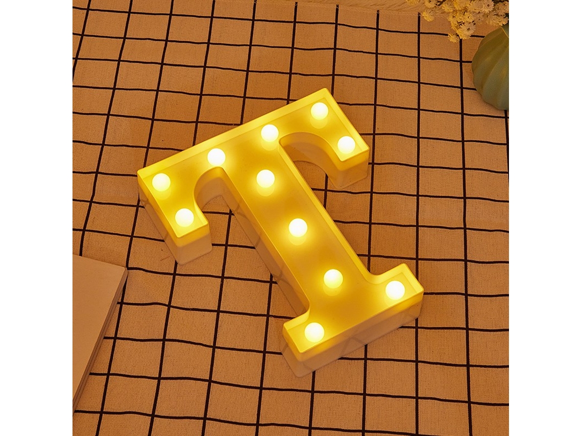 Letra LED T Iluminada con Luz Blanca Cálida, Altura 22cm, Funcionamiento a Pilas 2*AA