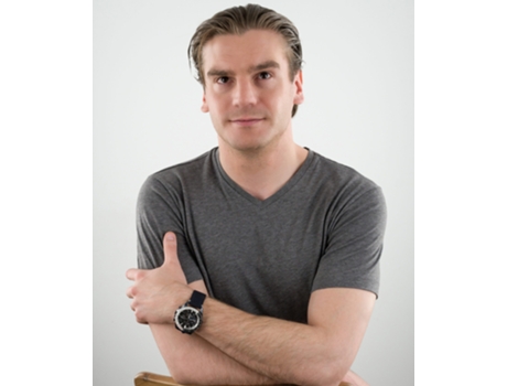 Reloj para hombres EDIFICE Scuderia AlphaTauri Bluetooth Solar Limited Edition