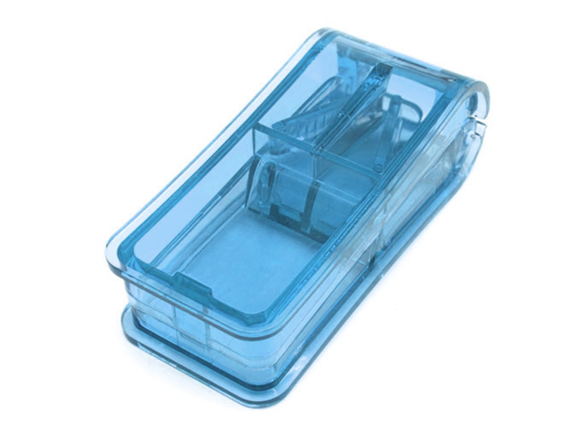 Cortador De Pastillas Azul Con Cuchilla De Acero Inoxidable Y Compartimento Para Guardar Vitaminas.