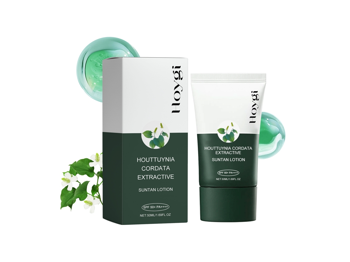 Protector solar limpio SPF 50+ con filtro UV para pieles sensibles.