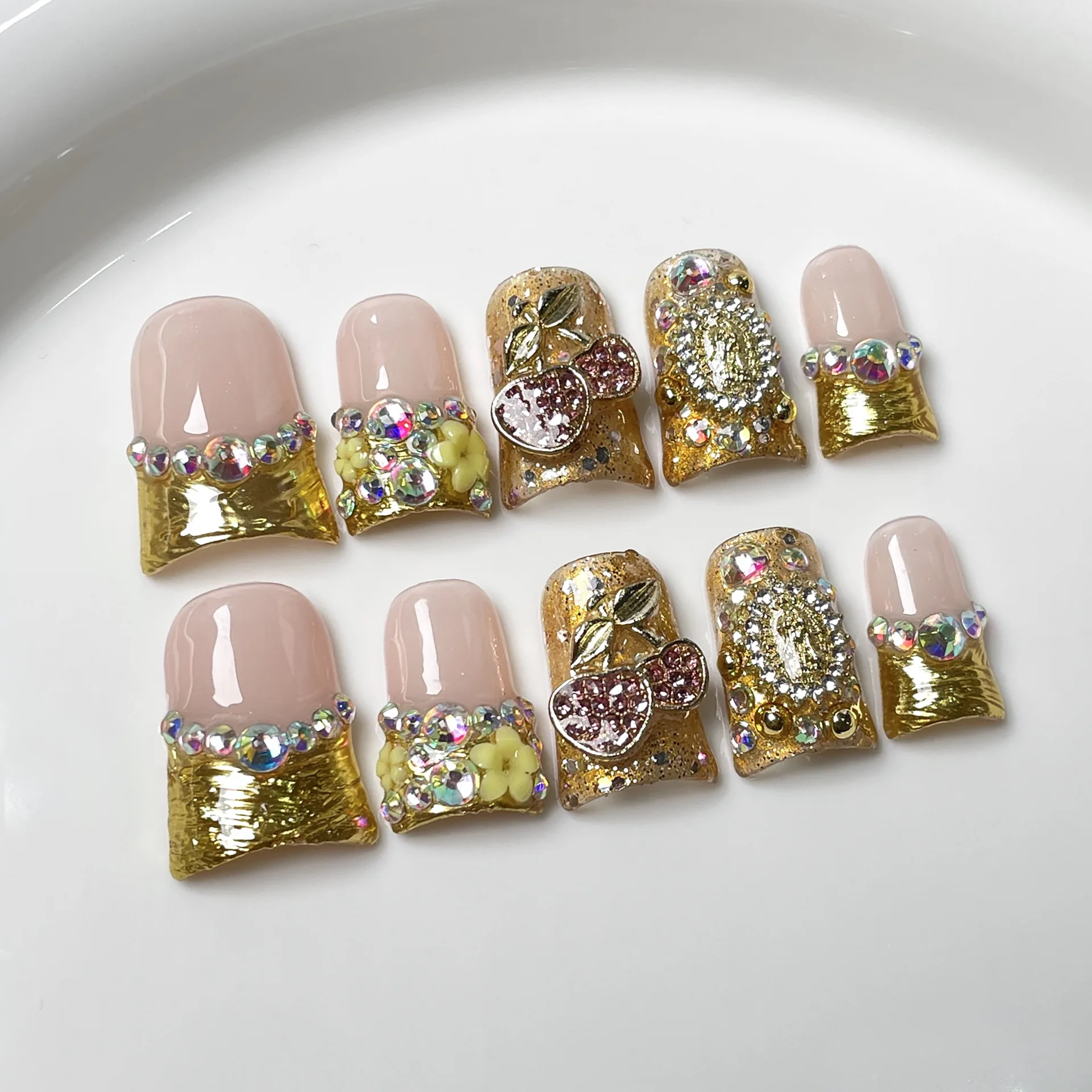 (518-l) Juego De 10 Uñas Postizas Cortas Hechas A Mano Con Incrustaciones De Diamantes Y Cobertura Total, Puntas De Uñas A Presión.