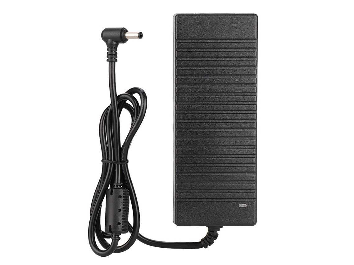 Adaptador De Corriente Ca/cc De 12 V Y 10 A Con Protección Múltiple Y Fuente De Alimentación Conmutada