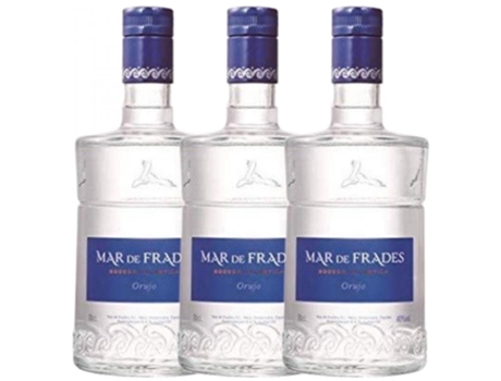 Cachaza MAR DE FRADES Mar De Frades (0.7 L - 3 unidades)