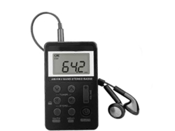 Radio de emergencia GOKOCO AM/FM/SW con manivela solar, LED y USB.