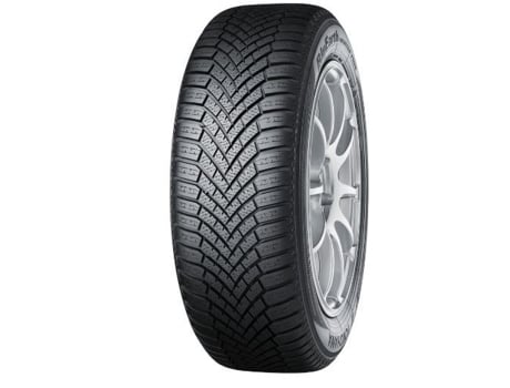 Neumático YOKOHAMA 215/55 R16 93H Bluearth Winter V906