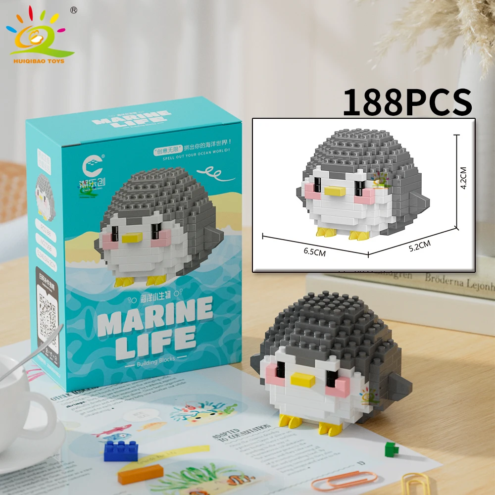 Linda vida marina en miniatura en bloques de construcción, modelo 3D con forma de diamante.