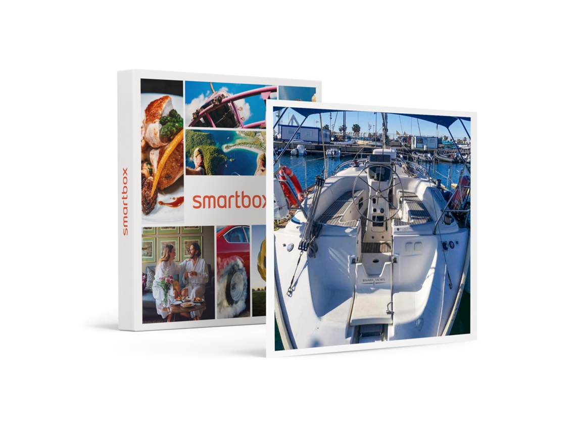 Caja Regalo SMARTBOX Cita en el Mediterráneo: 1 noche con desayuno en velero para 2 personas