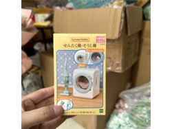 Muñeca de anime para guardería, escuela primaria feliz, castillo arcoíris, autobús escolar, casa del árbol, juguetes Mdug