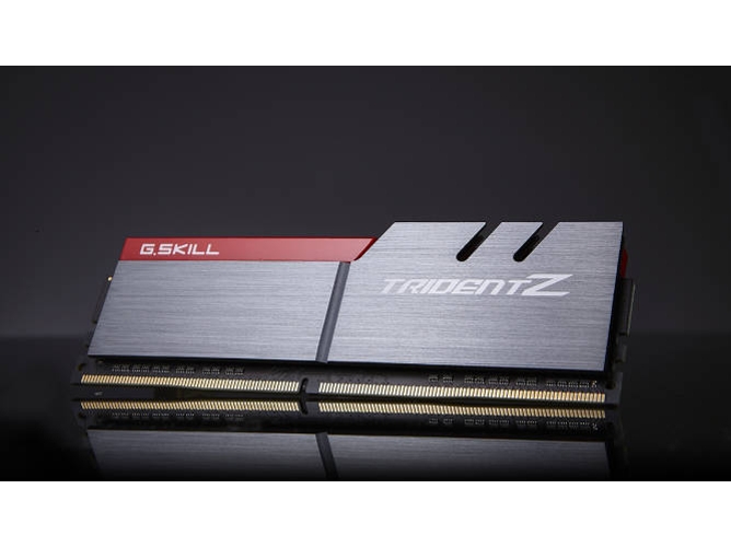 Memoria RAM DDR4 G.SKILL F4-3600C17D-16GTZ (2 x 8 GB - 2133 MHz - CL 17)