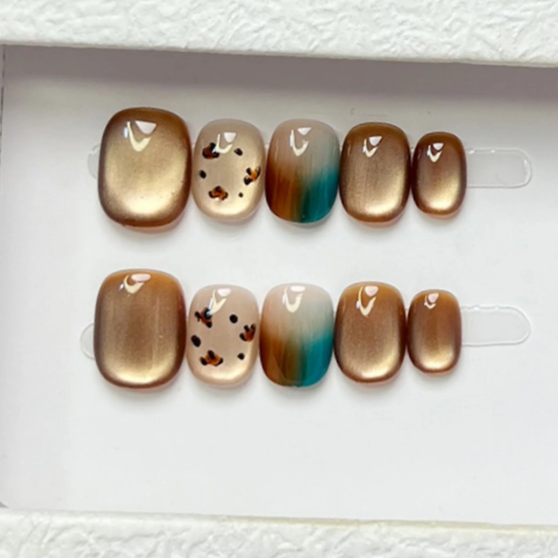 (01-xs) Juego De 10 Uñas Postizas Hechas A Mano, De Tipo Prensado.