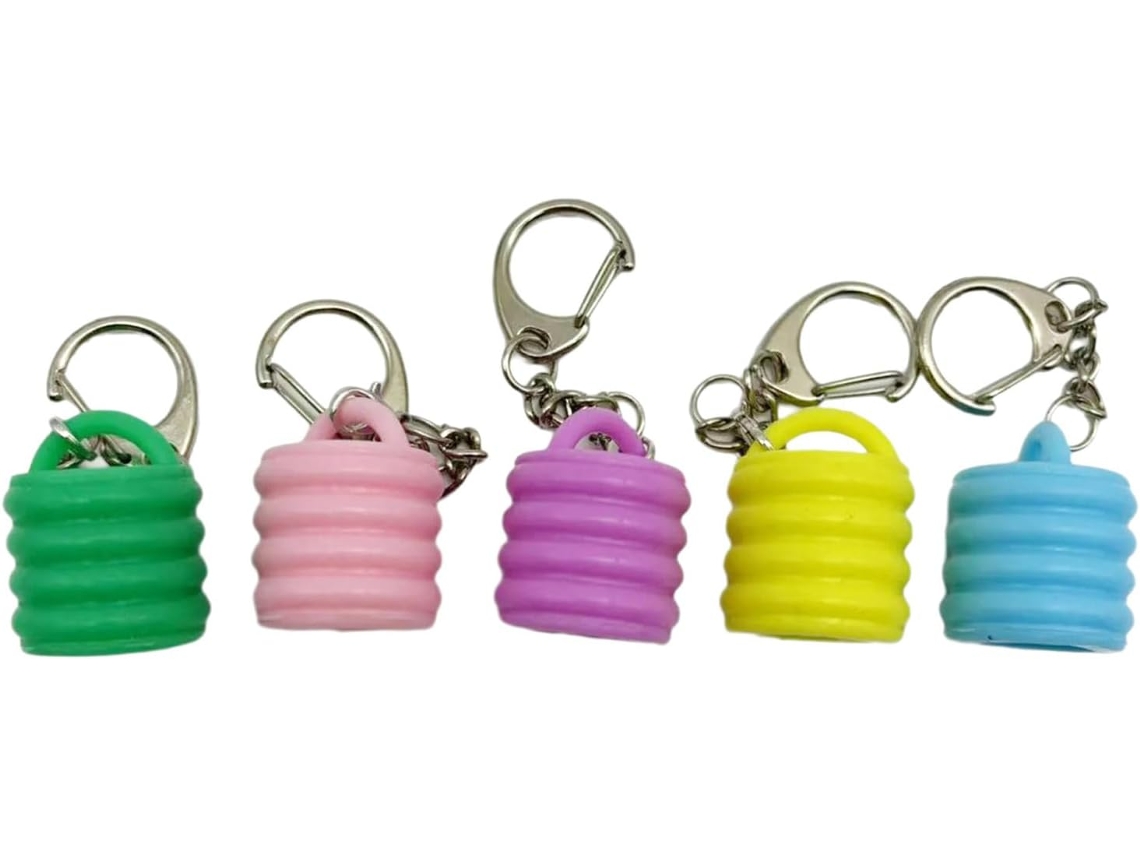 Brillo Labial Duradero Con Un Elegante Llavero Que Garantiza Un Color Duradero Y Un Fácil Acceso.