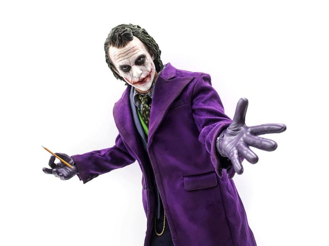 Figura Hot Toys QS010 - DC Comics - The Dark Knight - The Joker Deluxe Version