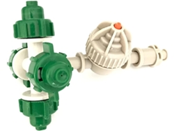 Sistema de riego por aspersión para césped con 20 boquillas y manguera de 4/7 mm, humidificación automática.