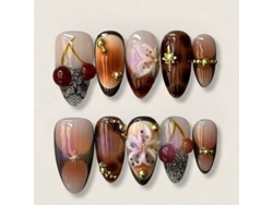 Nageldesign en colaboración con Kirschblülin-strassliinen, 24 Horas, Fertiges Françaises Mandel-nageldesign.