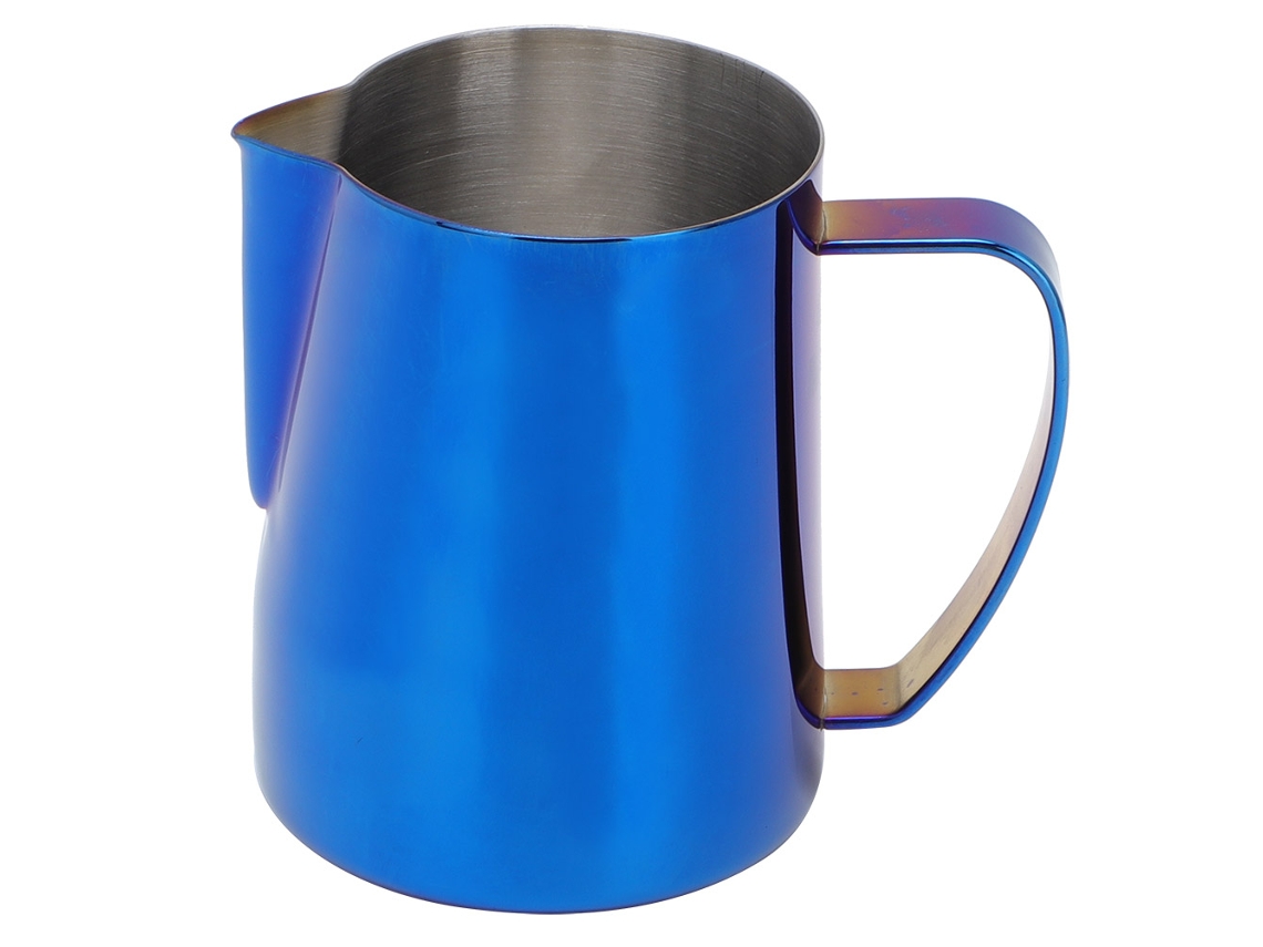 Jarra de café de acero inoxidable titanizado de 600 ml para latte art, color azul