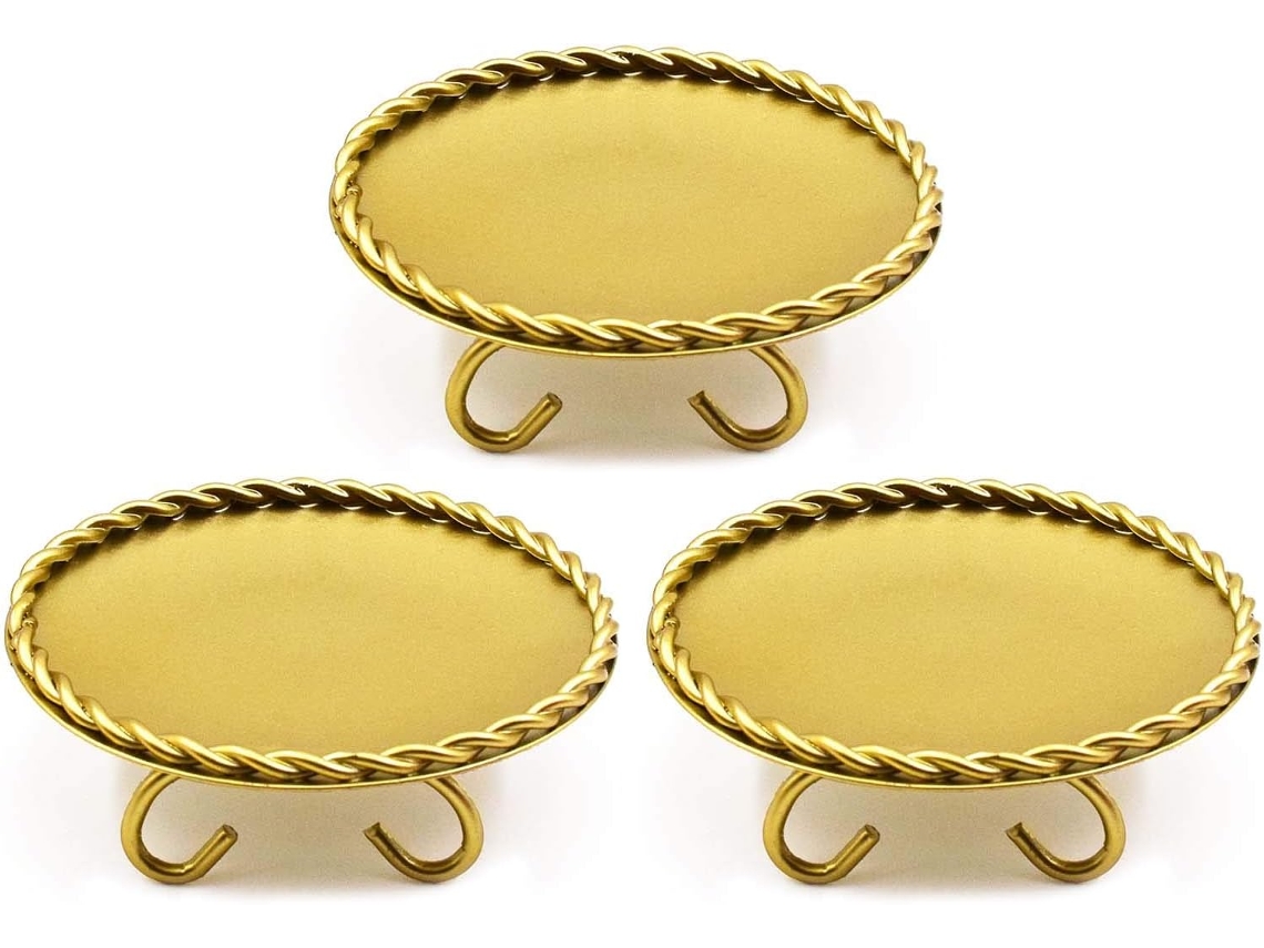 3 Candelabros en metal dorado