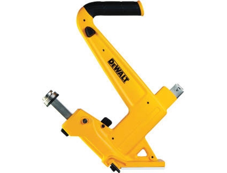 Grão rapadora DEWALT POWER-TOOLS Clavadora Manual Para Tarimas No Neumática De 1 (2 mm Diámetro Y 38-50 mm Largo)