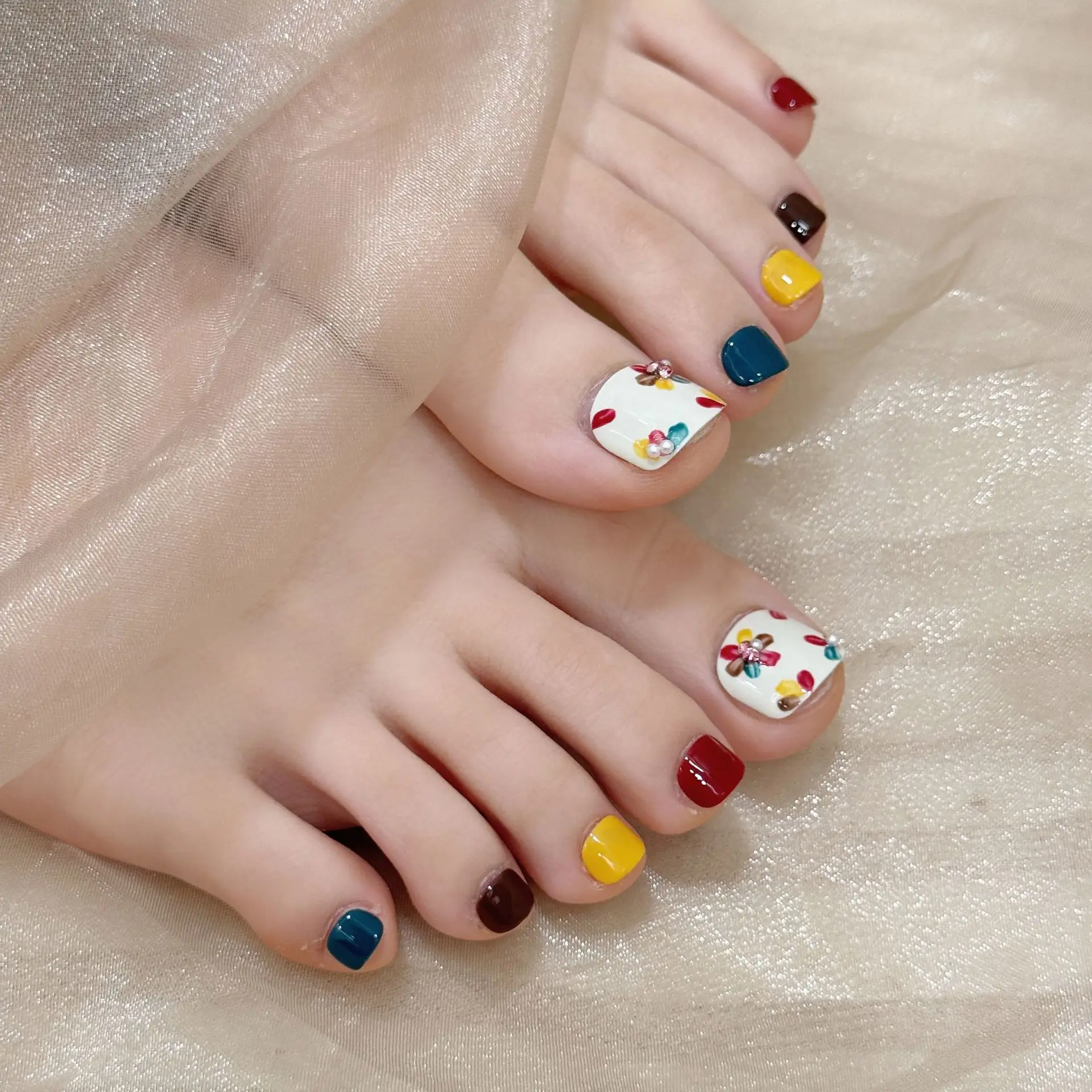 (b78-l) Juego De 10 Piezas De Uñas Artificiales Para Los Pies, Hechas A Mano Y Ponibles.