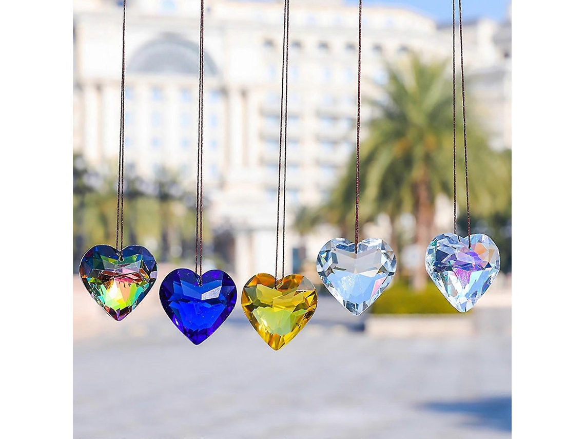Conjunto de 5 colgantes de cristal en forma de corazón para colgar en la ventana, con un diseño que crea un arcoíris.