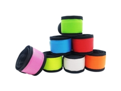 Pulsera LED de 7 piezas con luz nocturna de seguridad para correr, caminar, conciertos, fiestas, camping y deportes al aire libre con 8 pilas adicionales.