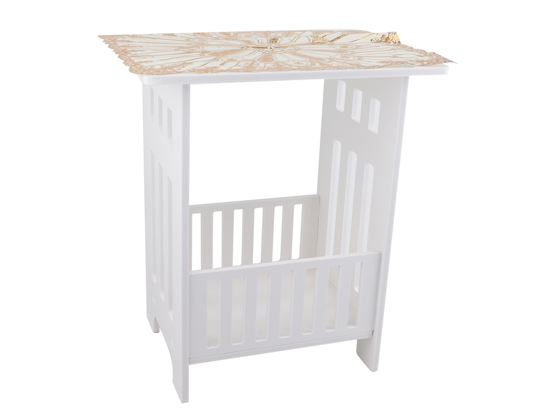 Mesa auxiliar de estilo moderno