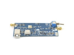 Convertidor ascendente SDR de 125 MHz compatible con RTL2832 R820T2