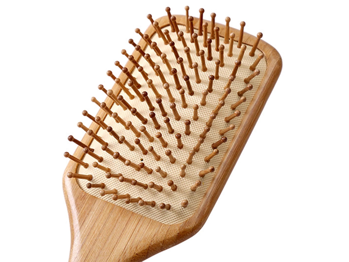 Cepillo de bambú natural, sin tintes, masajea el cuero cabelludo, estimula la circulación, antiestático (1 unidad)