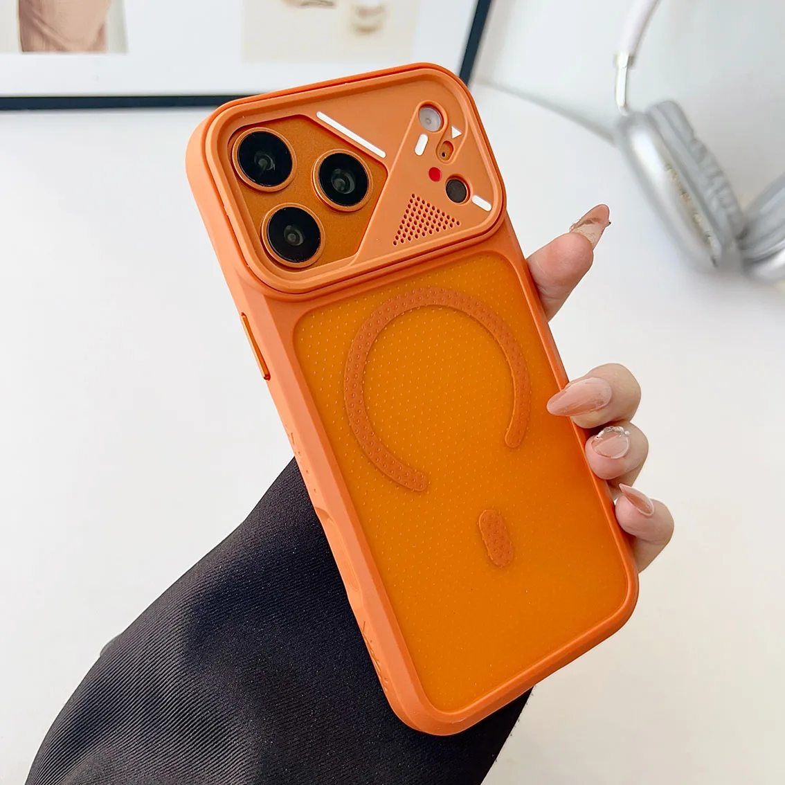 (iphone 14 Pro Naranja) Funda Semitransparente Magsafe Con Protección De Borde Suave De Tpu A Prueba De Golpes.