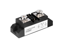 Relé De Estado Sólido Industrial 300a Control Dc 4-32vdc A 30-450vac Placa De Aluminio De Calidad Industrial