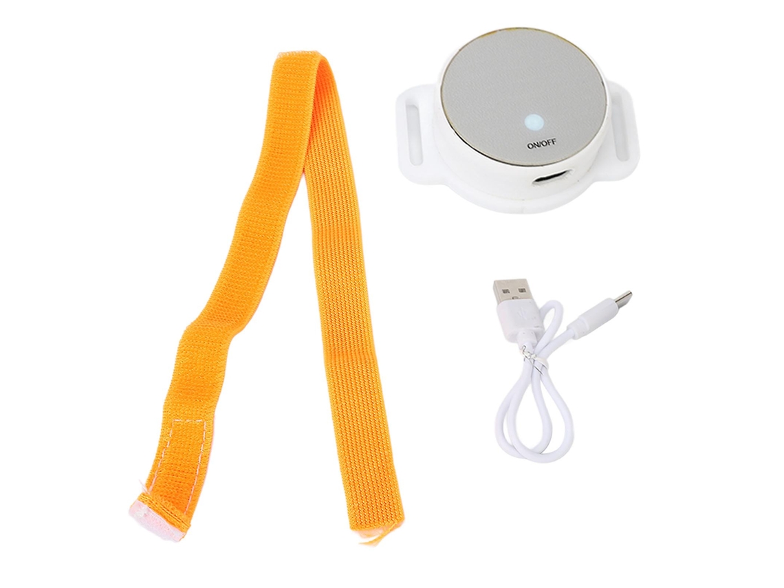 Dispositivo portátil de luz infrarroja roja de 650 nm para usar en la muñeca, con cuerpo gris y correa naranja.
