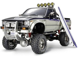 Coche Teledirigido TAMIYA Toyota Hilux High Lift (Negro)