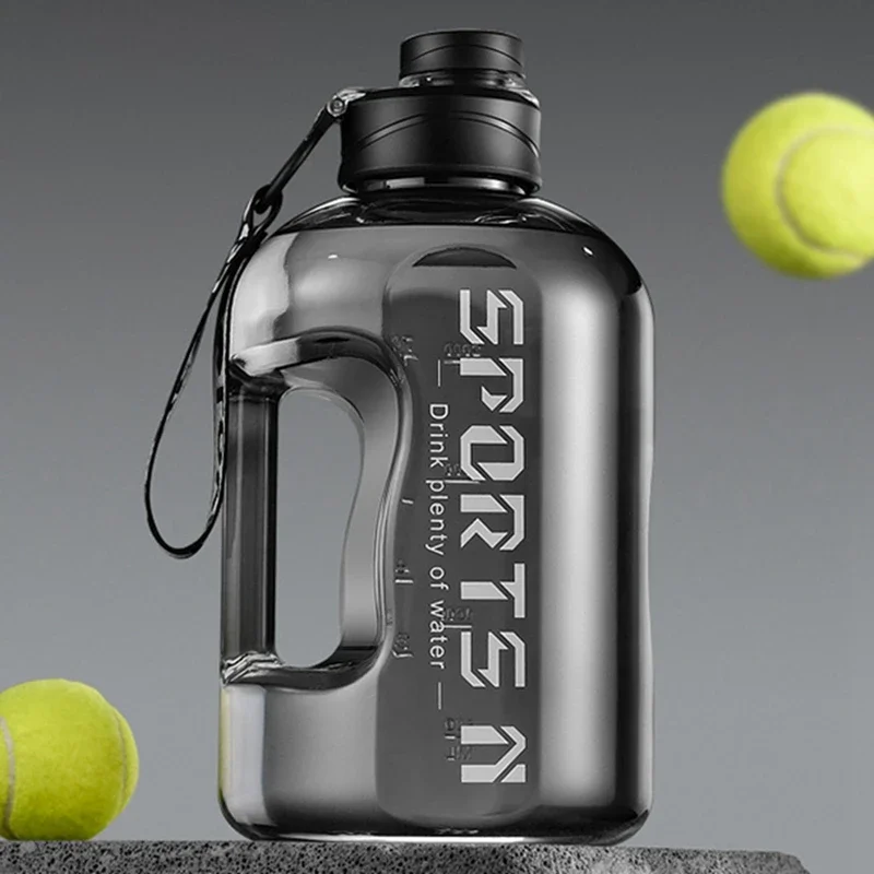 Botella de agua deportiva, botella de agua portátil de gran capacidad para hombre. MDUG (negra, 2,7 L)