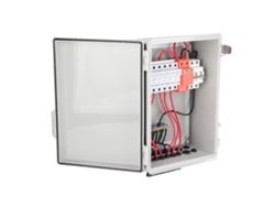 Caja combinadora fotovoltaica de 6 cables, fusible de 15 A, disyuntor de 63 A y protección contra sobretensiones para sistemas solares de 500 V CC.