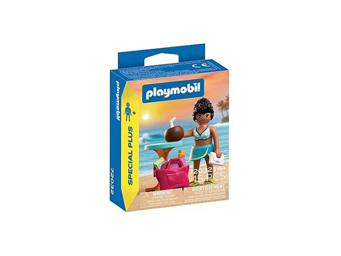 Chica de vacaciones especiales Plus