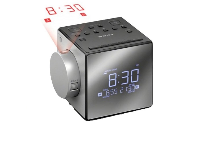 Radio Despertador SONY ICFC1PJ.CED (Plata - Digital - FM/MW - Batería - Alarma Doble - Función Snooze)