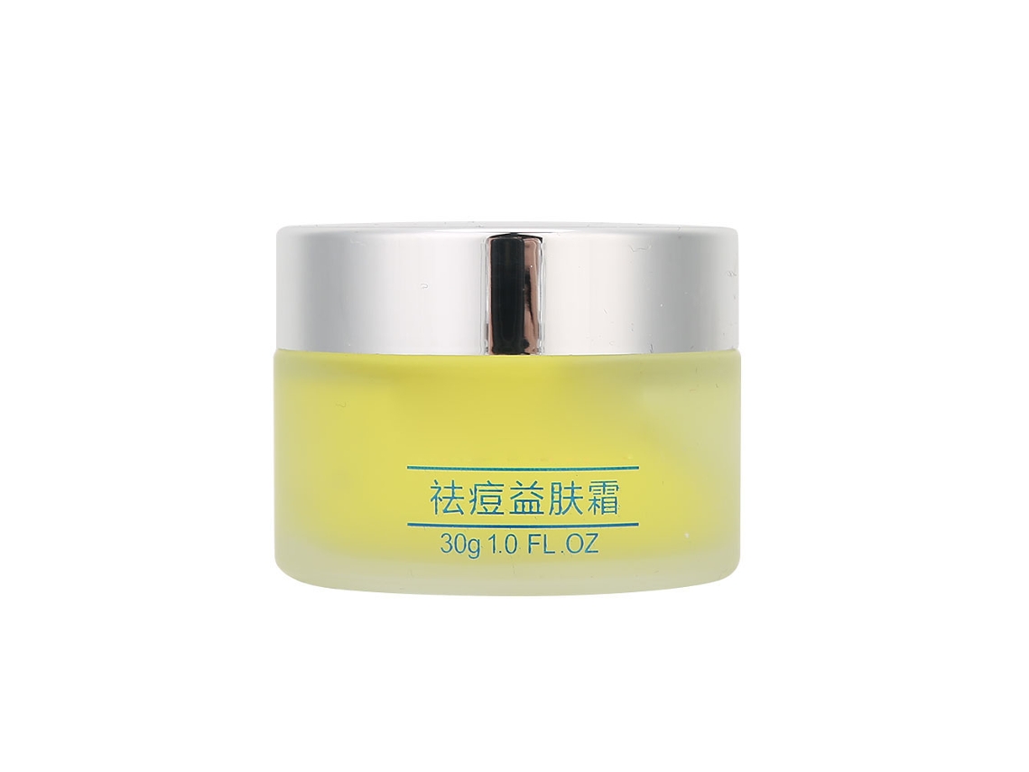 Crema para eliminar granos, tratar imperfecciones y controlar la grasa.
