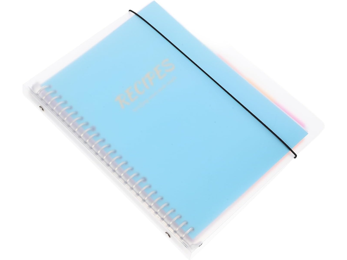 Cuaderno multifuncional de diseño en papel y plástico para recetas caseras.