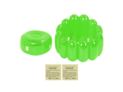 Sofá hinchable portátil, verde transparente, para uso interior/exterior.