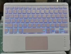 Teclado táctil inalámbrico Bluetooth Yuysan de 10 pulgadas con retroiluminación rosa