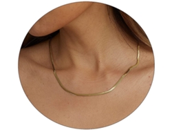 Collar Con Cadena Dorada En Forma De Serpiente.