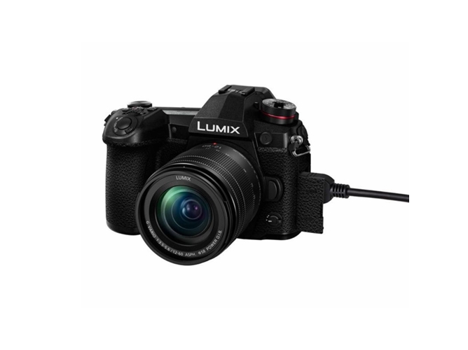Kit Máquina Fotográfica Mirrorless PANASONIC Lumix DC-G9 12-60mm f/2.8-4 Power OIS (20.3 MP - Sensor: Micro 4/3 - ISO: 100 - 25600)