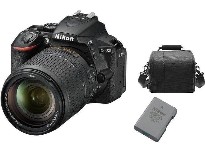 Kit Cámara Réflex NIKON D5600 AF-S 18-140mm F3.5-5.6G ED VR DX + Bolsa + EN-EL14A