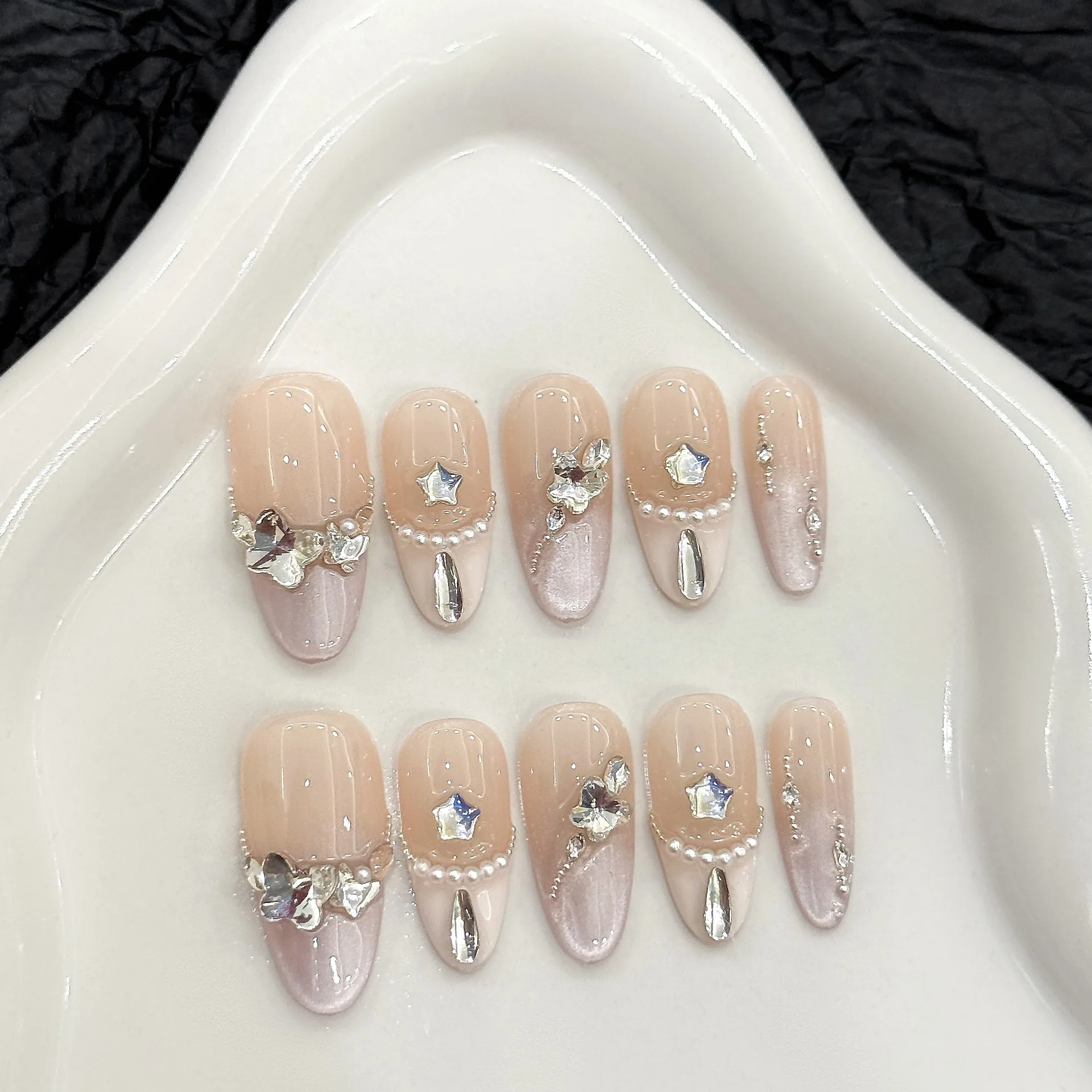 (332-s) 10 Uñas Postizas Hechas A Mano Con Forma De Ojo De Gato, Ovaladas Y De Longitud Media.