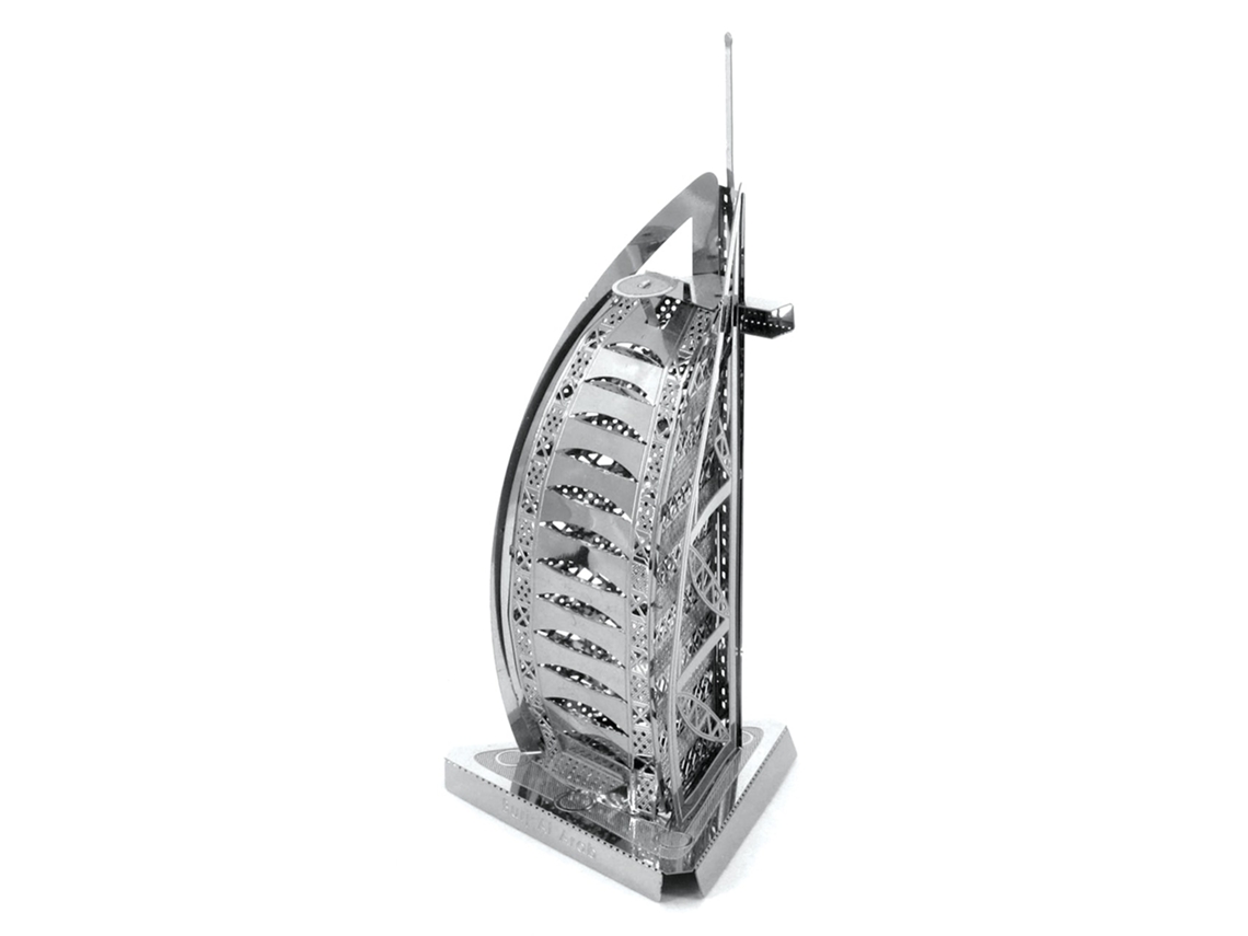 Construcción del Burj Al Arab (Edad mínima: 15 años)*