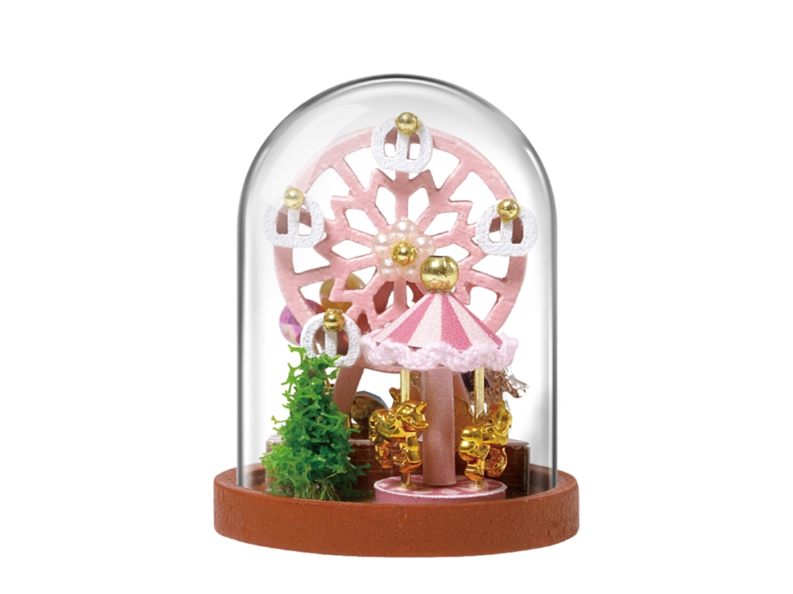 Modelo 3D de un parque infantil de cuento de hadas (miniatura de 2 x 2,6 x 4,5 cm). DAM