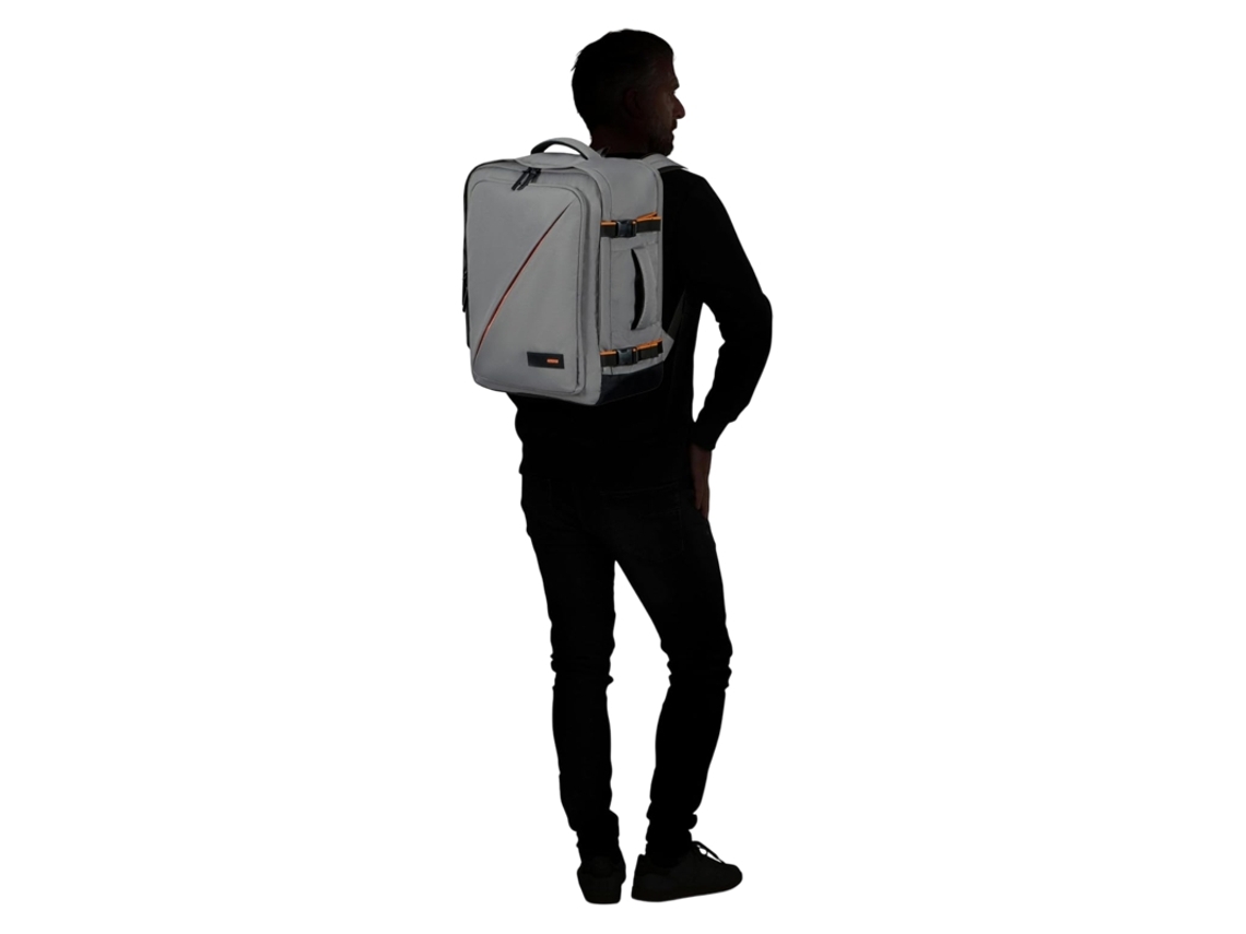 Mochila de cabina 15,6 M Easyjet Take2cabin Gris oscuro American Tourister