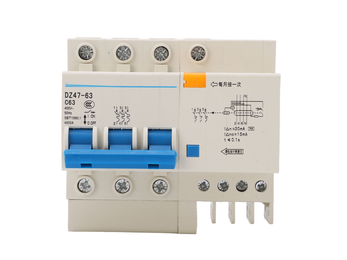 Disyuntor Mcb 3p+n 63a 400v 4500a De Capacidad De Ruptura Para Oficina En Casa