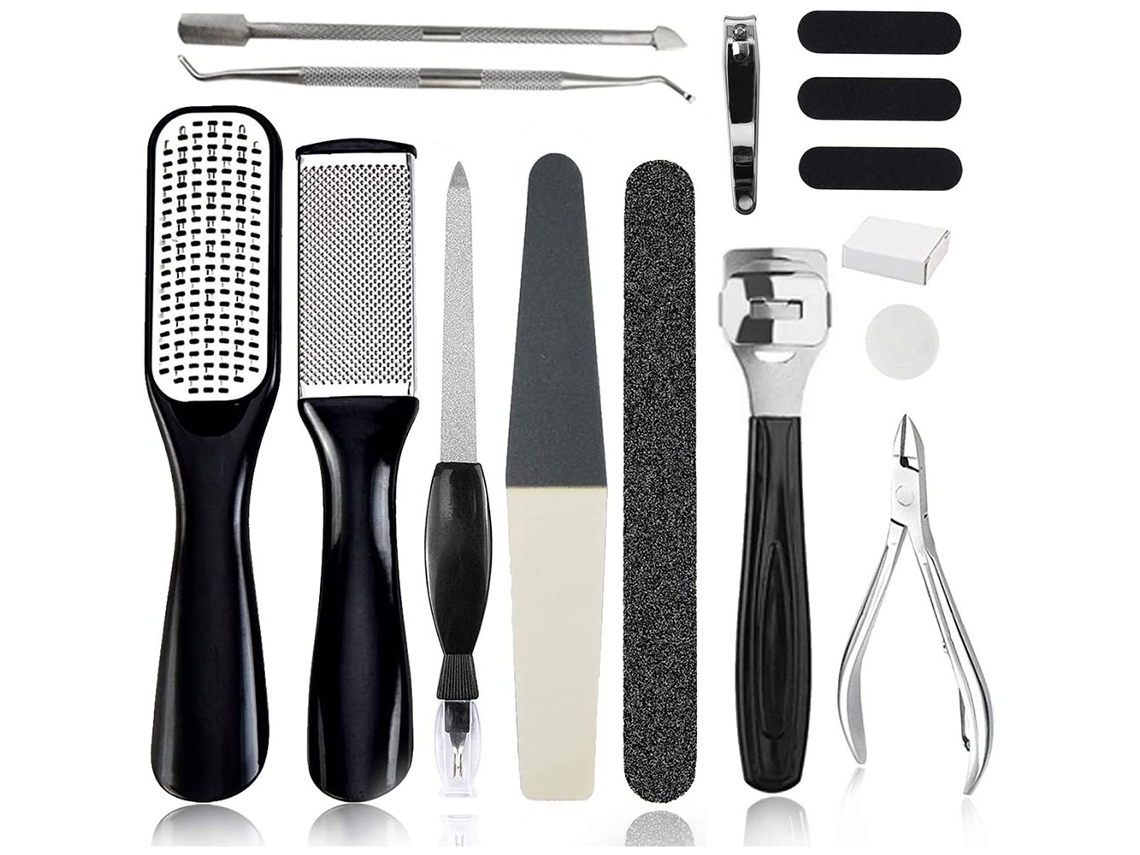 15 kits para el cuidado de los pies, que incluyen cuchillas para eliminar callosidades*.