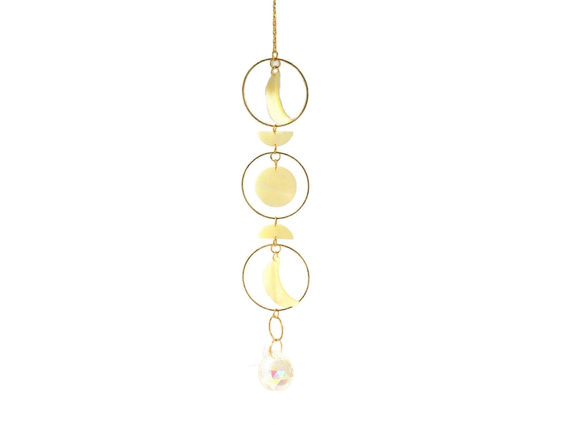 Lámpara colgante con forma de arcoíris y prismas decorativos para montaje en pared.