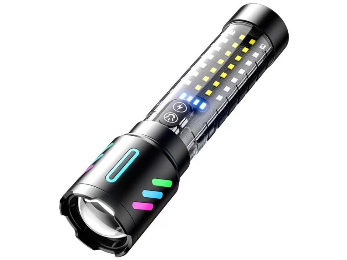 Linterna láser de alta intensidad con zoom, recargable mediante USB-C, para uso en exteriores.